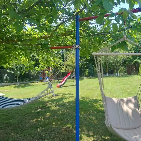 акация Guest house 3*